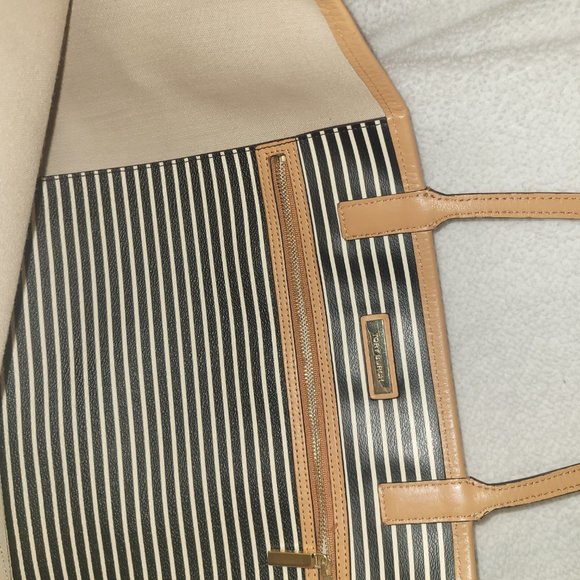 Tory Burch Kerrington Animal Print Coated Tote Handbag - Picture 5 of 16